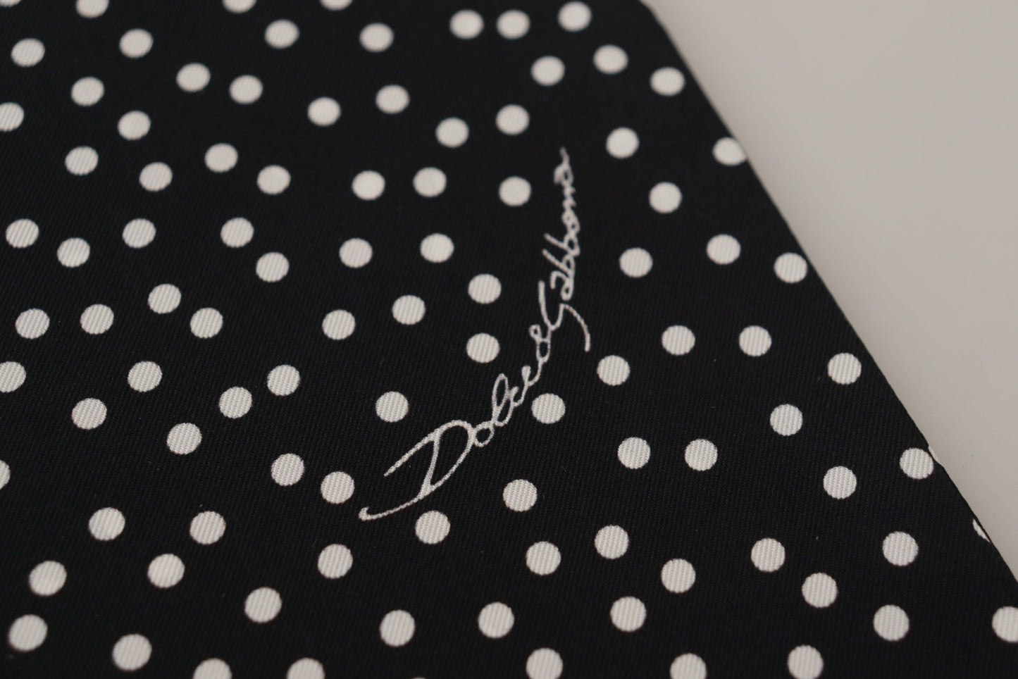 Schwarzer Seidenschal DG Print Polka Dots Wickelschal Halstuch