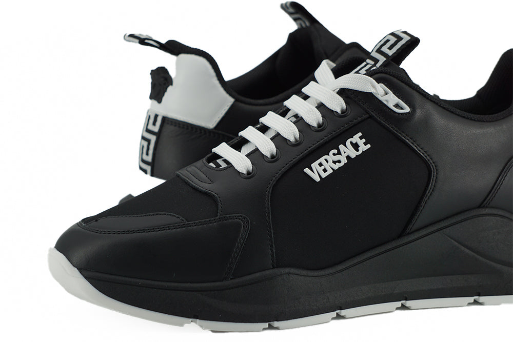 Schwarze Kalbsleder-Sneakers