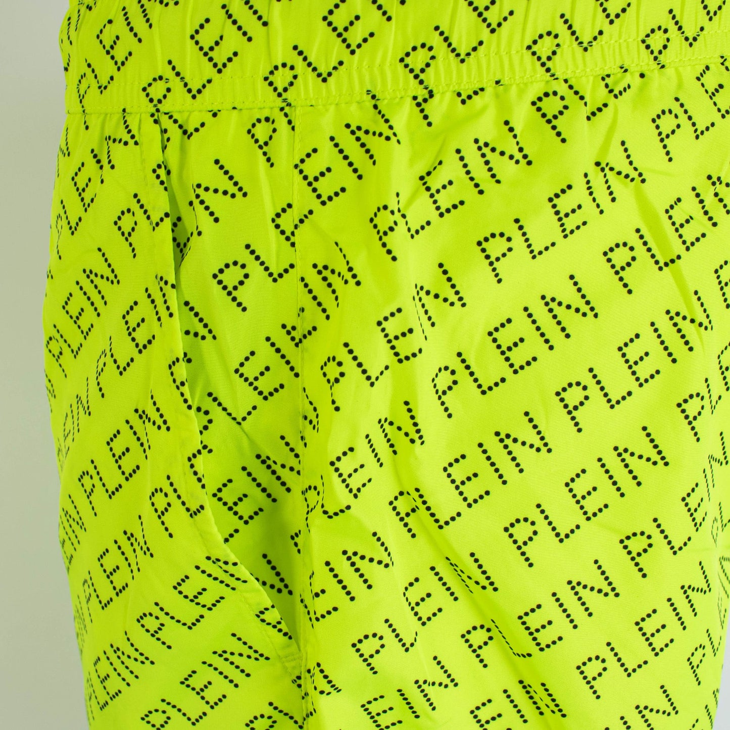 Bedruckte Fluo Boxer-Badeshorts