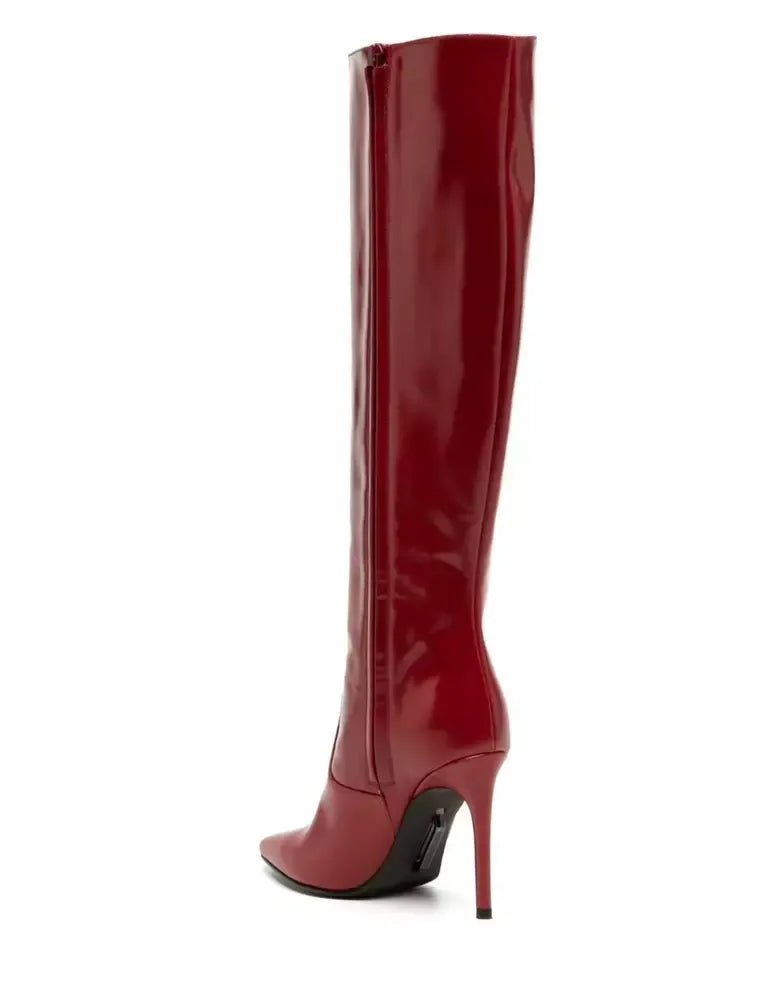 Rote Lederstiefel
