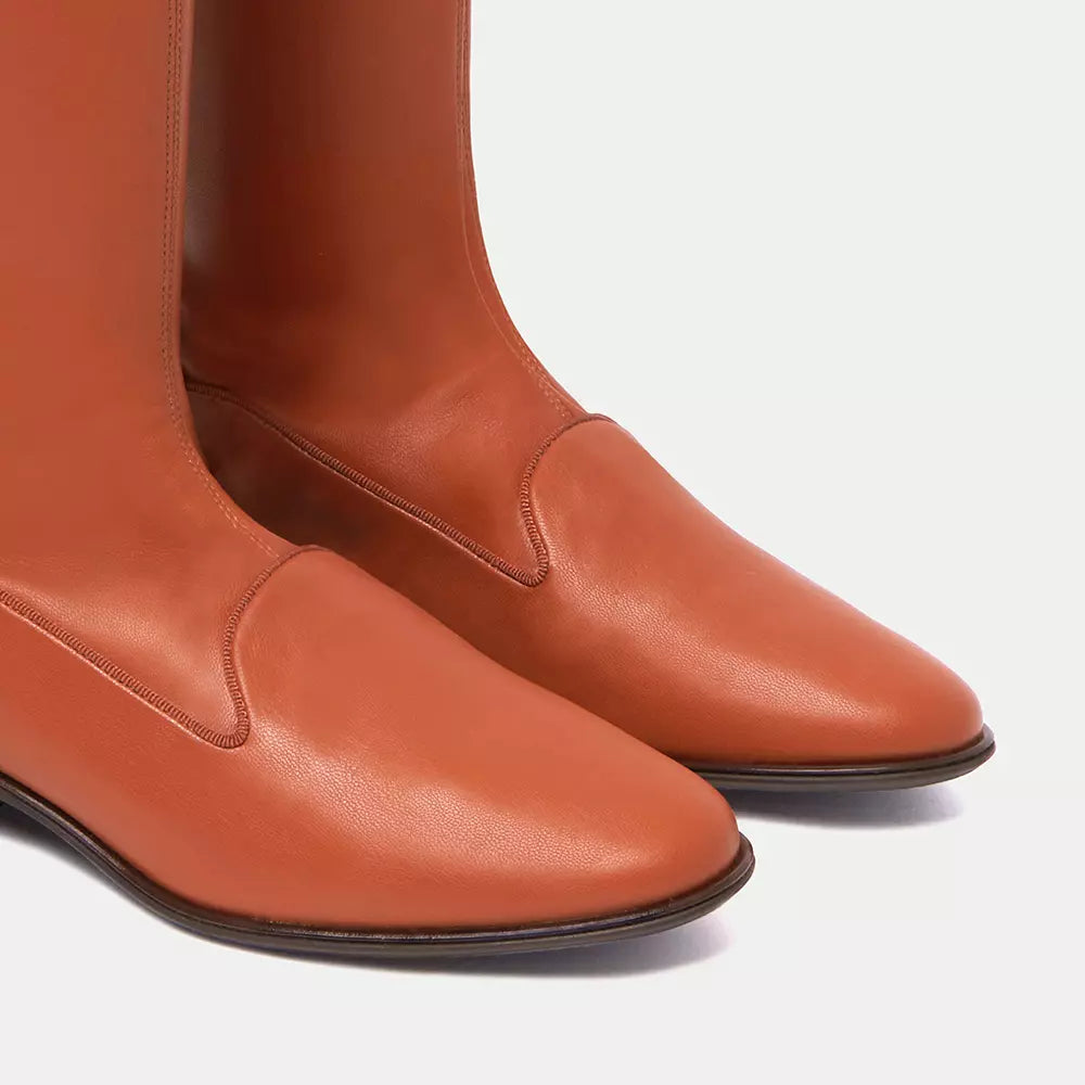 Brauner Lederstiefel