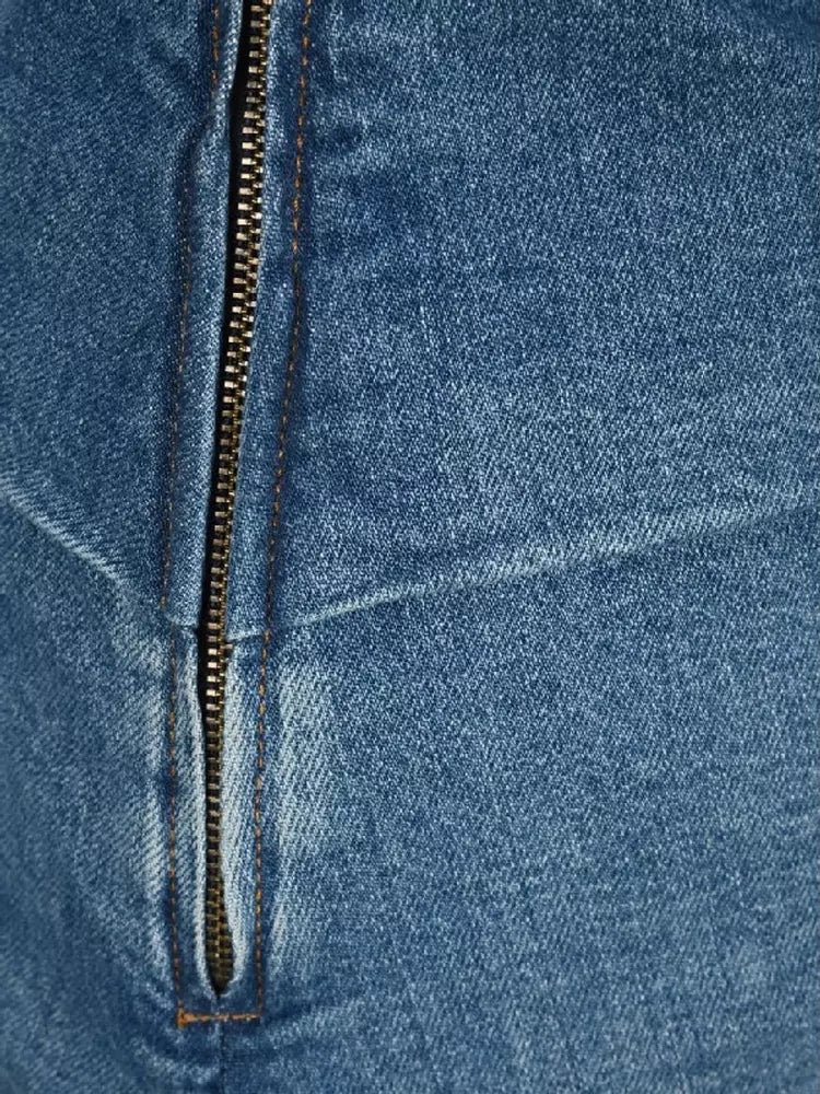 Blaues Baumwollkleid
