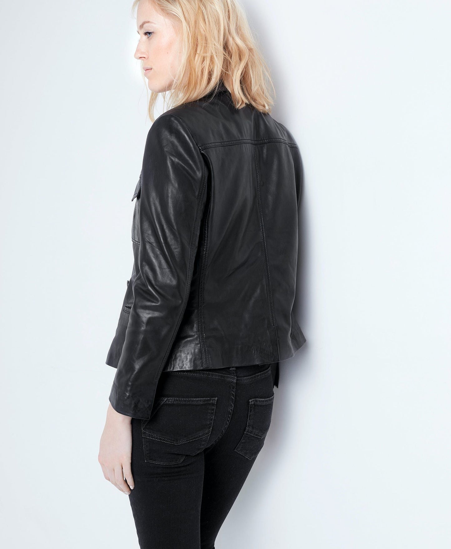 Schwarze Lammfelljacke Mantel