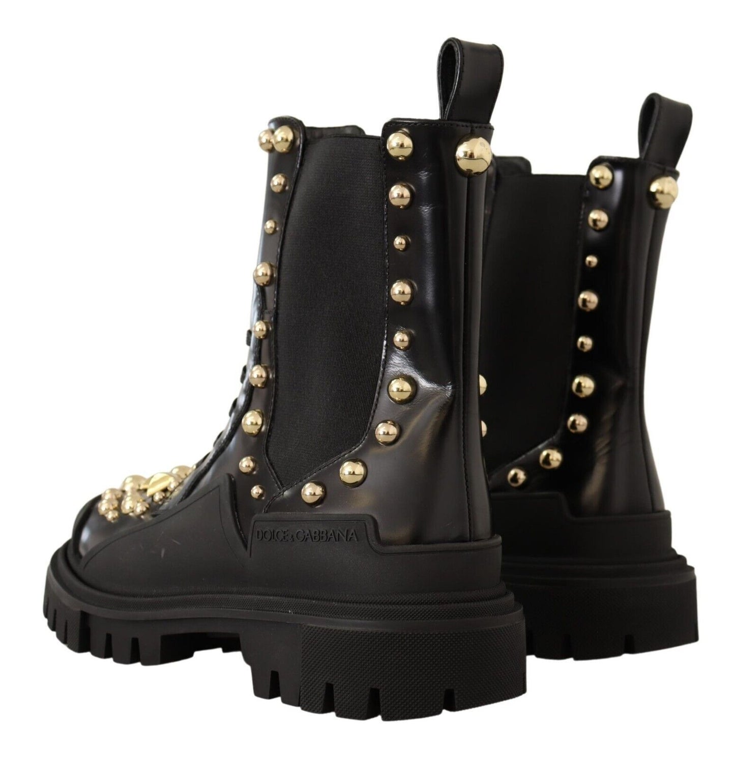 Schwarze Nietenstiefel aus Leder