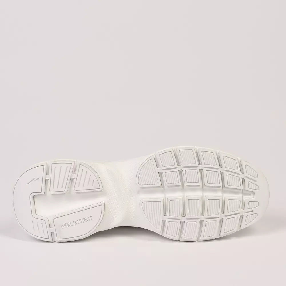 Weißer Sneaker aus Textil und Leder
