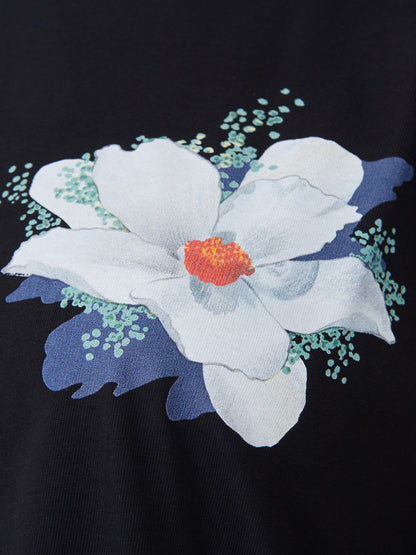 Schwarzes T-Shirt aus bedruckter Baumwolle mit Blume