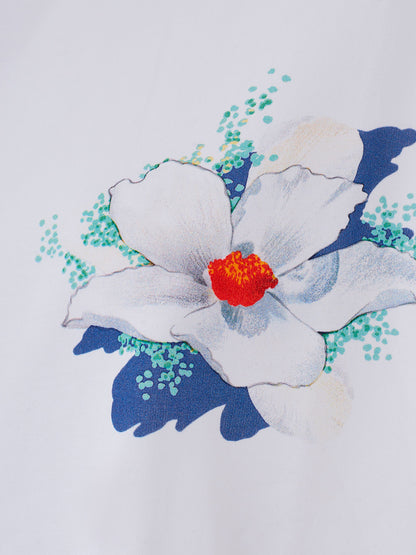 Weißes T-Shirt aus Baumwolle in Übergröße mit Blumenstickerei