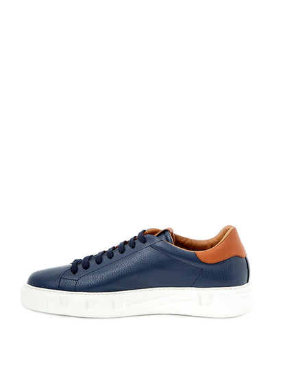 Blaue Leder-Sneakers mit goldenem Logo