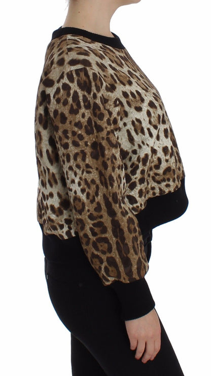 Kurzer Pullover mit Leopardenmuster und Rundhalsausschnitt