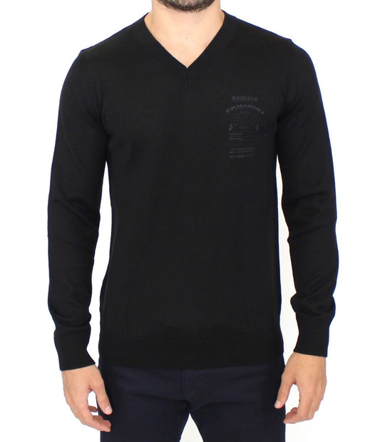 Schwarzer Pullover mit V-Ausschnitt aus einer Wollmischung