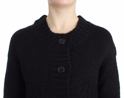 Schwarze Strickjacke in Kurzform