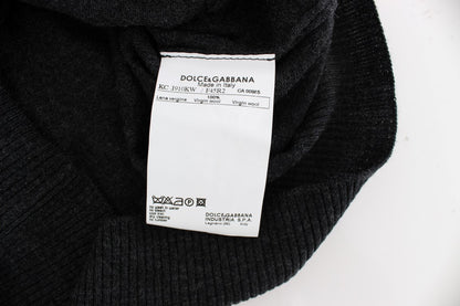 Grauer Wollpullover mit Knopfleiste