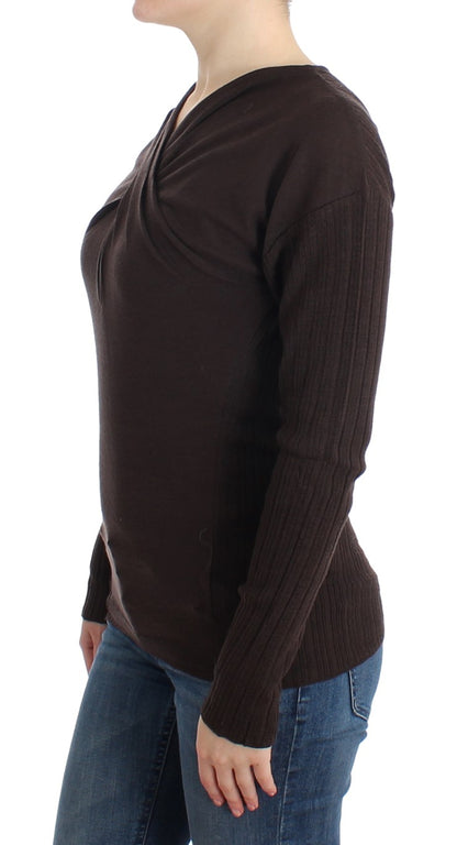 Brauner Wollstrickpullover