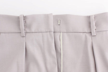 Graue Hose mit hoher Taille