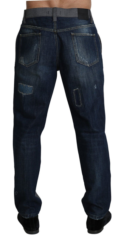 Graues Kleid Blaue Denimhosen Baumwollhosen