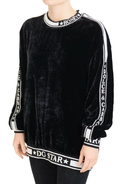 Schwarzer Pullover mit Rundhalsausschnitt aus Samt