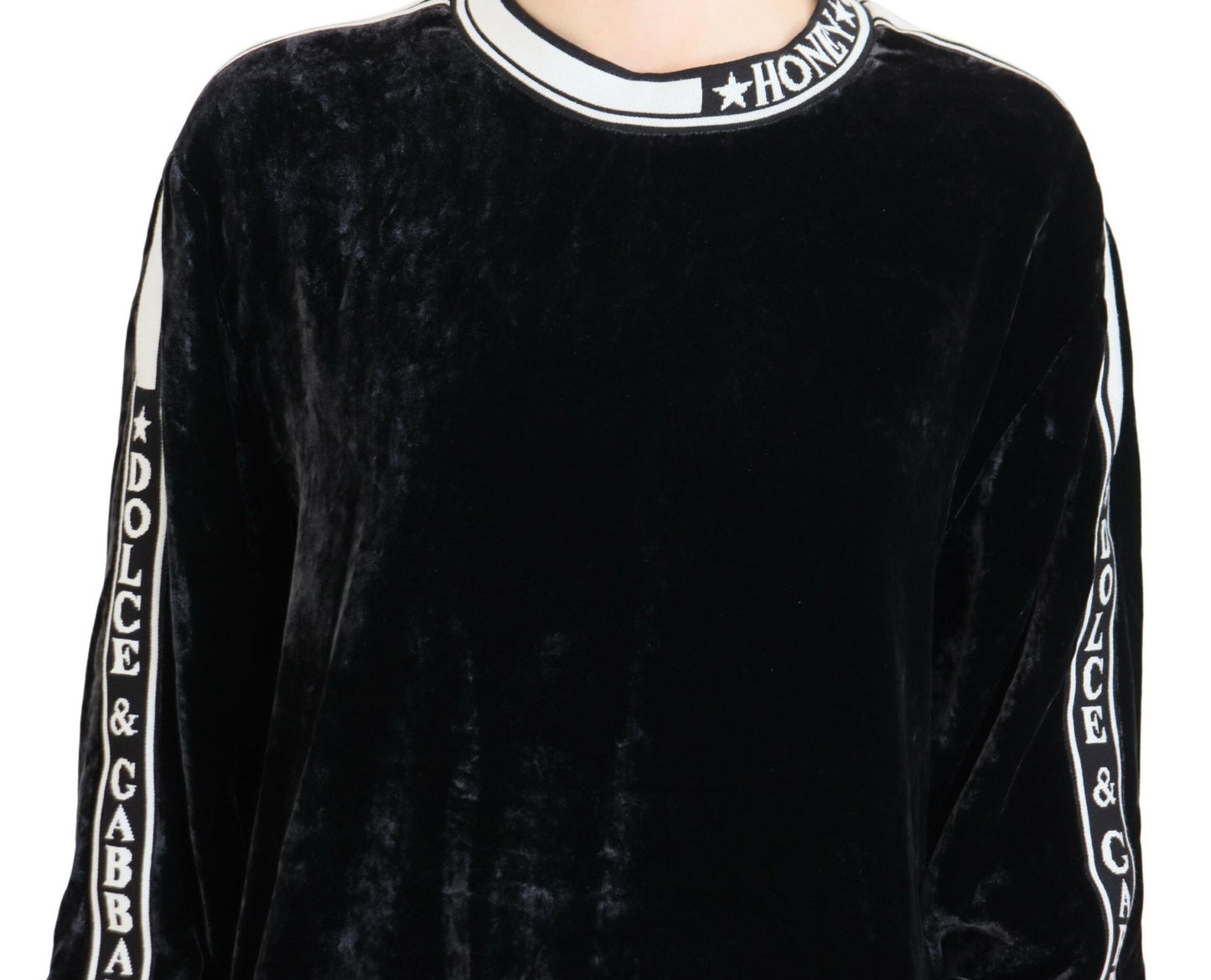 Schwarzer Pullover mit Rundhalsausschnitt aus Samt