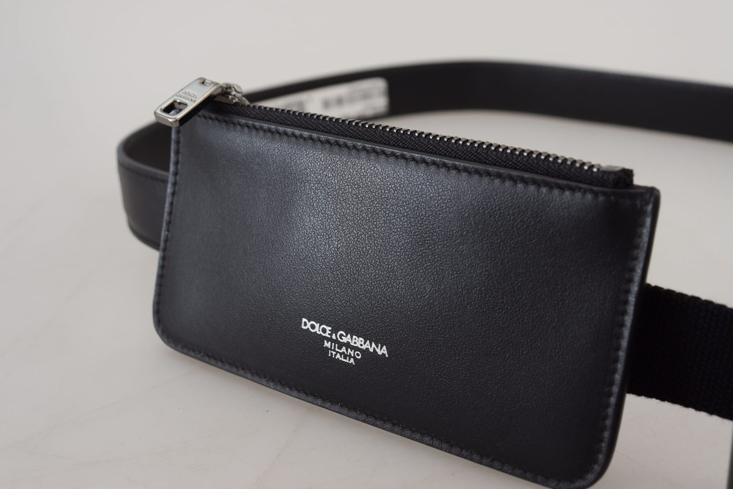 Schwarzes Leder Airpod Case Mini Münzgeldbörse Gürtel