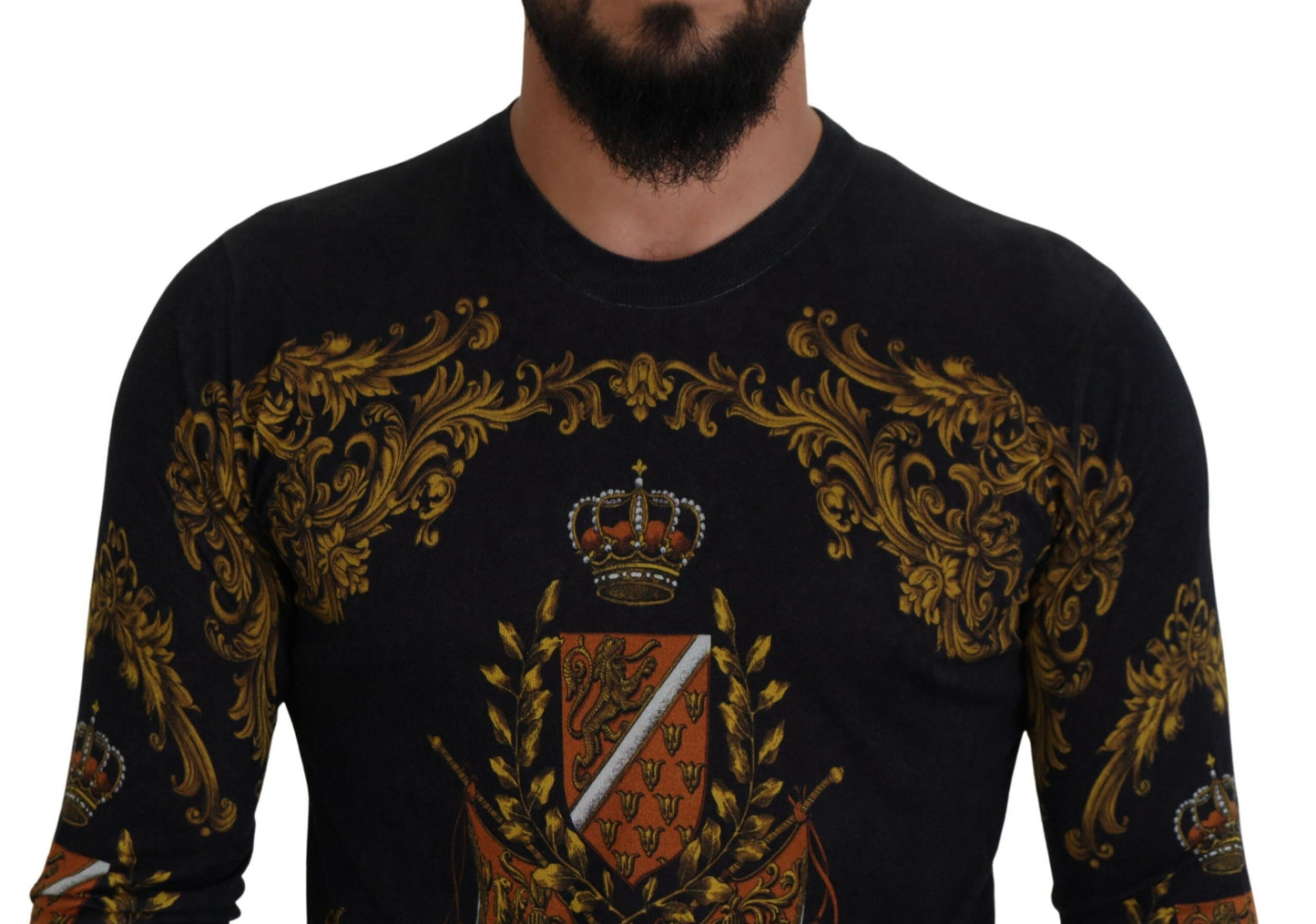 Grauer Seidenpullover mit Barockmotiv