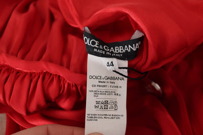 Rotes Midikleid mit Gürtel und Knopfleiste aus Satin und Seide