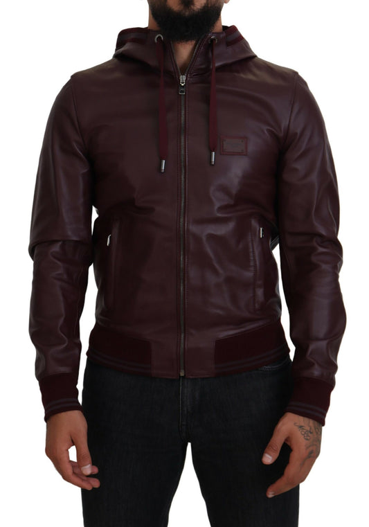 Kastanienbraune Lederjacke mit Kapuze und Reißverschluss