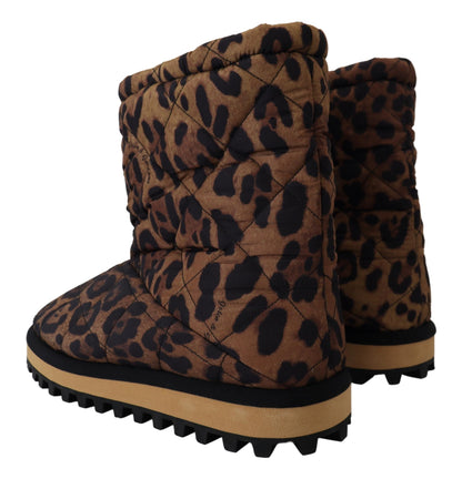 Braune Leopardenstiefel Gepolsterte Schuhe mit mittlerer Wade