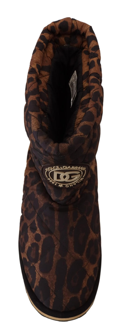 Braune Leopardenstiefel Gepolsterte Schuhe mit mittlerer Wade