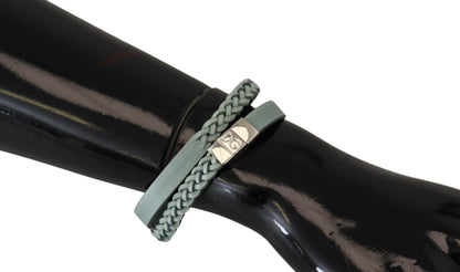 Hellblaues geflochtenes Wickelarmband aus Leder und Messing