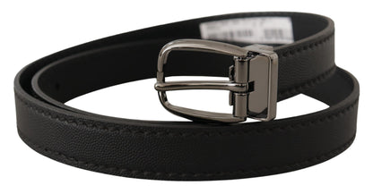 Schwarzer Leder-Gürtel mit Metall-Logo-Schnalle