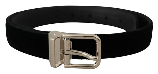 Schwarzer Samt Silberton Metall Logo Schnalle Gürtel