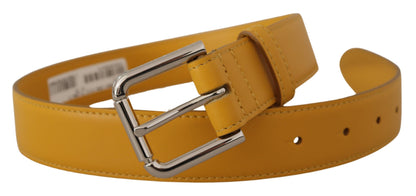 Gelbes Leder Silberfarbenes Logo Metallschnalle Gürtel
