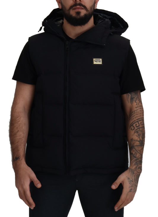 Schwarze Polyester Jacke mit Kapuze und kurzen Ärmeln