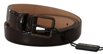 Schwarzer Lackleder-Logo-Metall-Gürtel mit Taillenschnalle