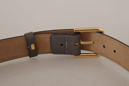 Gürtel aus grauem Kalbsleder mit goldener Metall-Logoschnalle