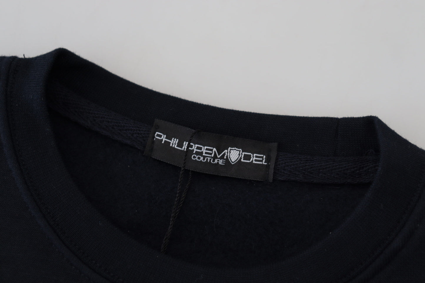 Schwarzer bedruckter Pullover mit langen Ärmeln