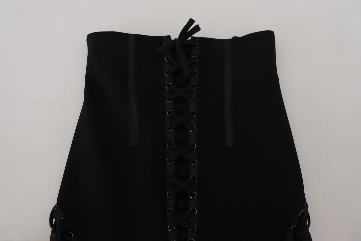Schwarze Skinny-Hose mit hoher Taille aus Viskose
