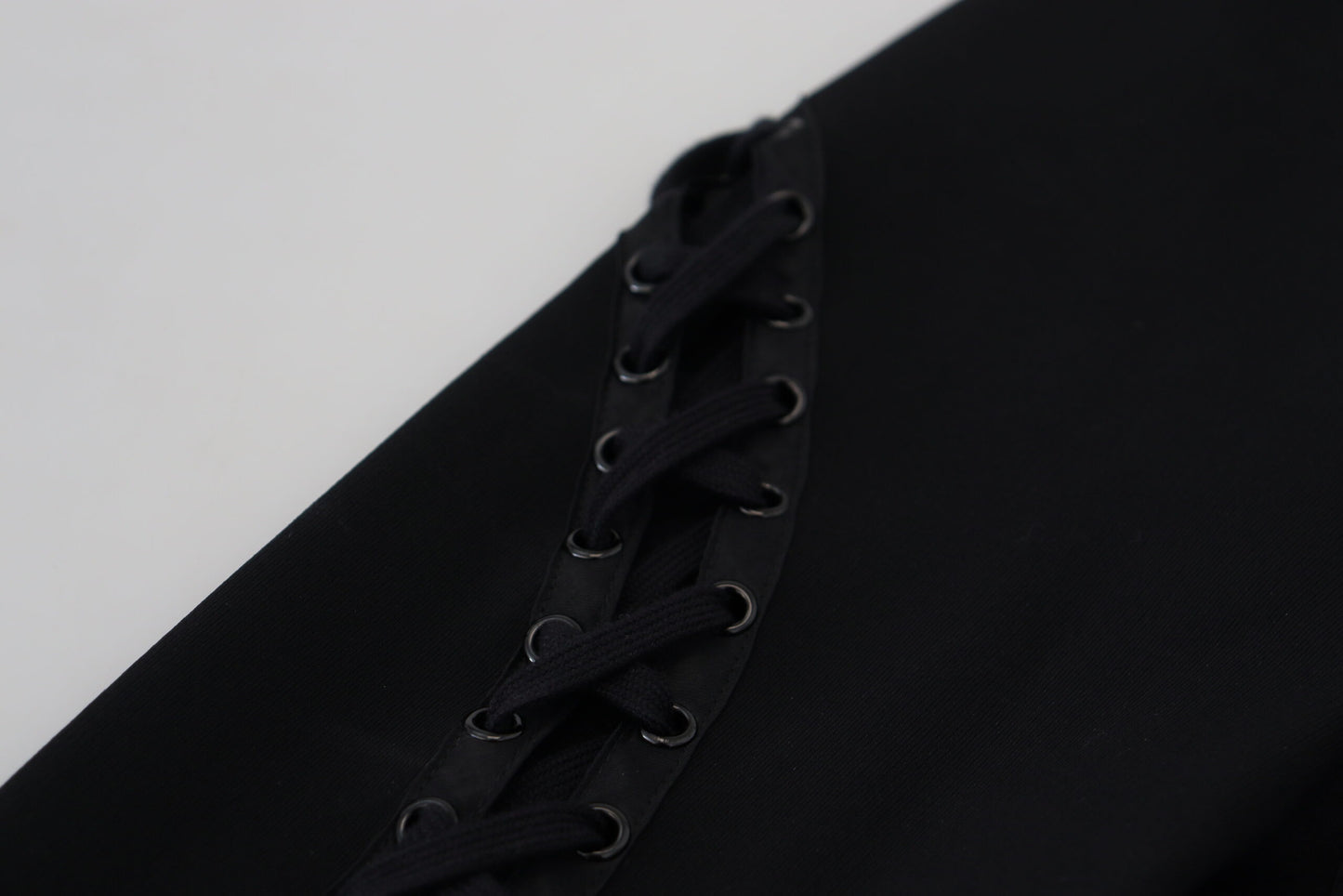 Schwarze Skinny-Hose mit hoher Taille aus Viskose