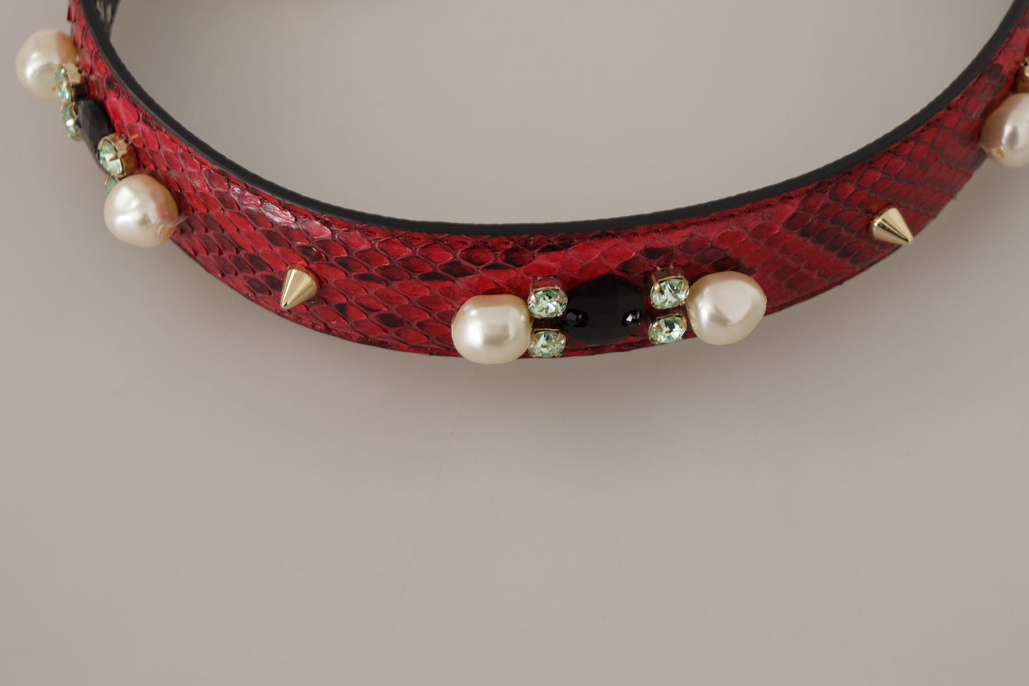 Rote exotische Ledertasche mit Kristallen Schulterriemen