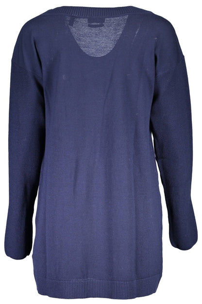 Blauer Pullover aus Wolle