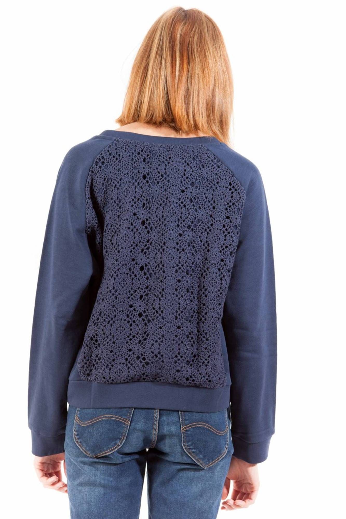 Blauer Baumwollpullover