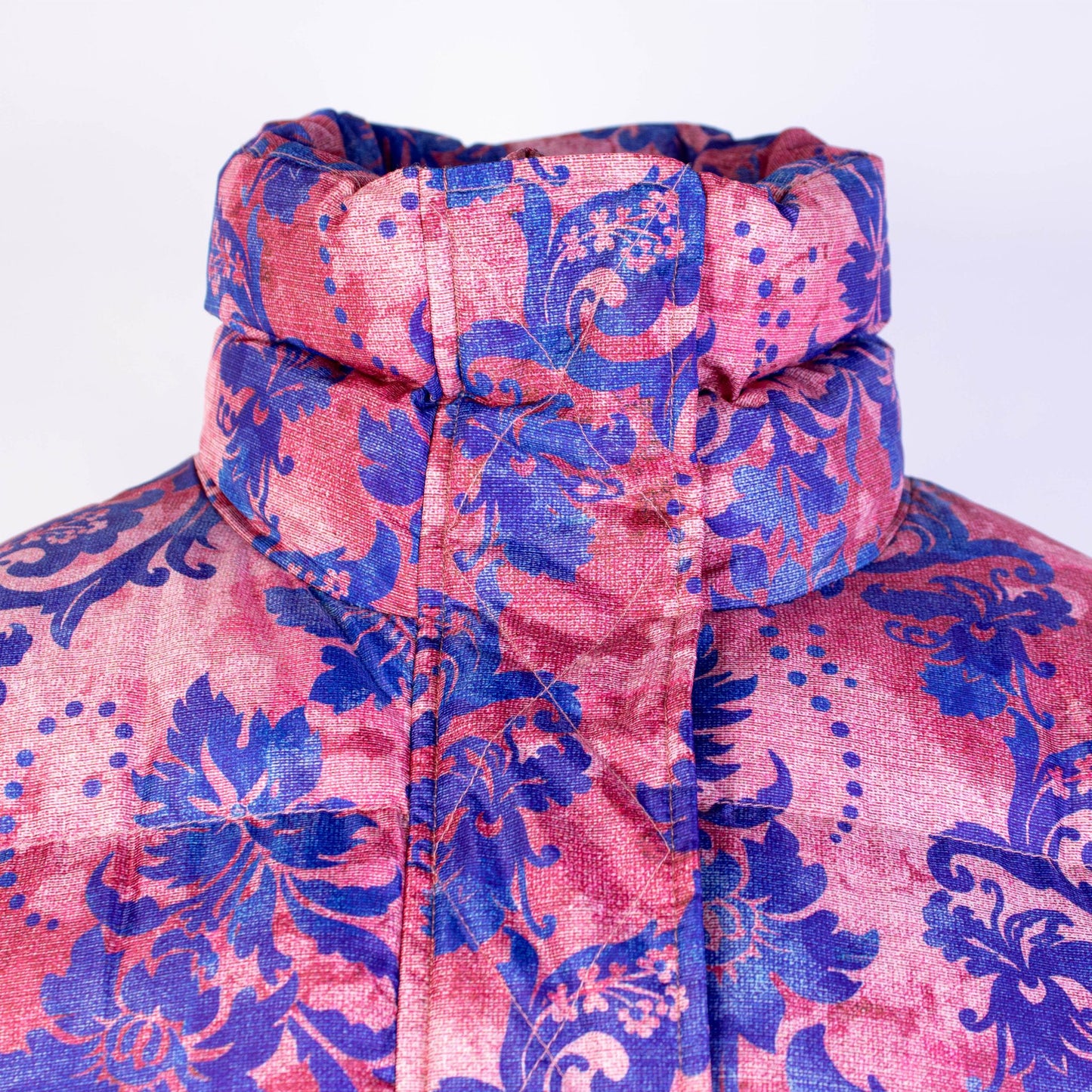 Bedruckte Jacke aus Polyester in Kurzform