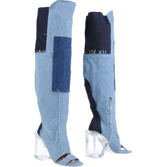 Hellblaue Baumwollstiefel