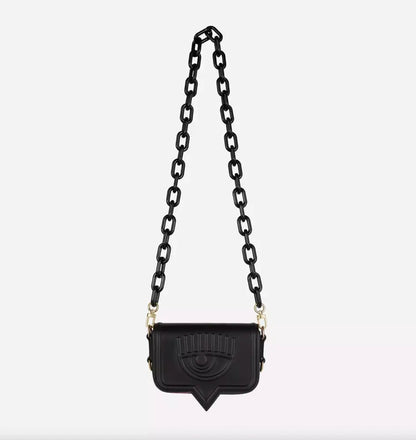 Schwarze Polyethylen-Kreuztasche