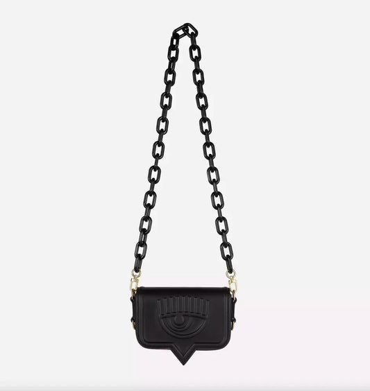 Schwarze Polyethylen-Kreuztasche