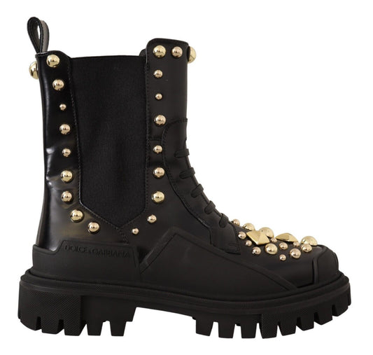 Schwarze Nietenstiefel aus Leder