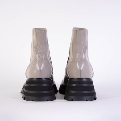 Graue Chelsea-Stiefel aus Leder