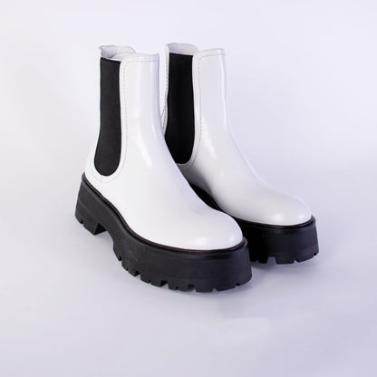 Weiße und schwarze Chelsea Boots aus Leder
