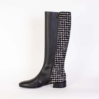 Schwarze Lederstiefel