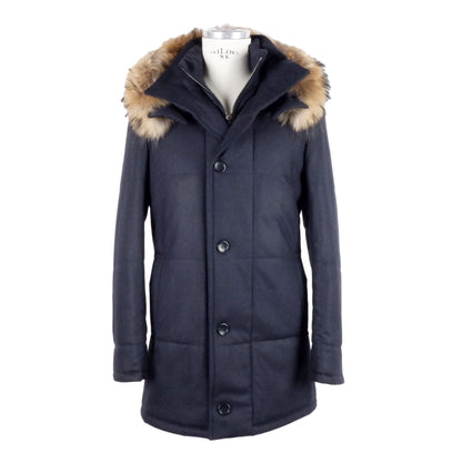 Blaue Wolljacke