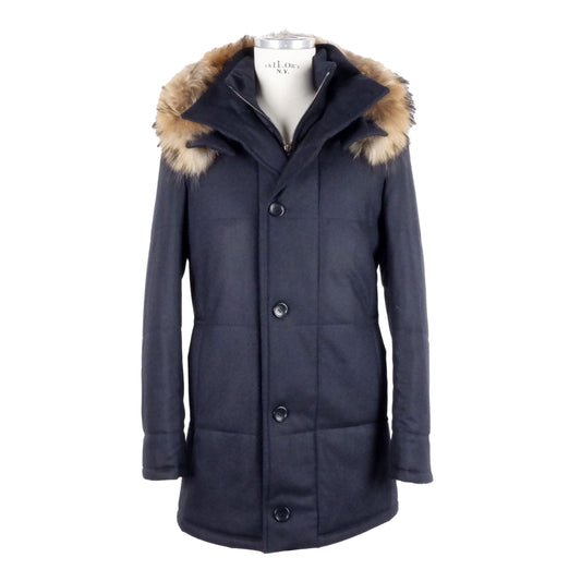 Blaue Wolljacke